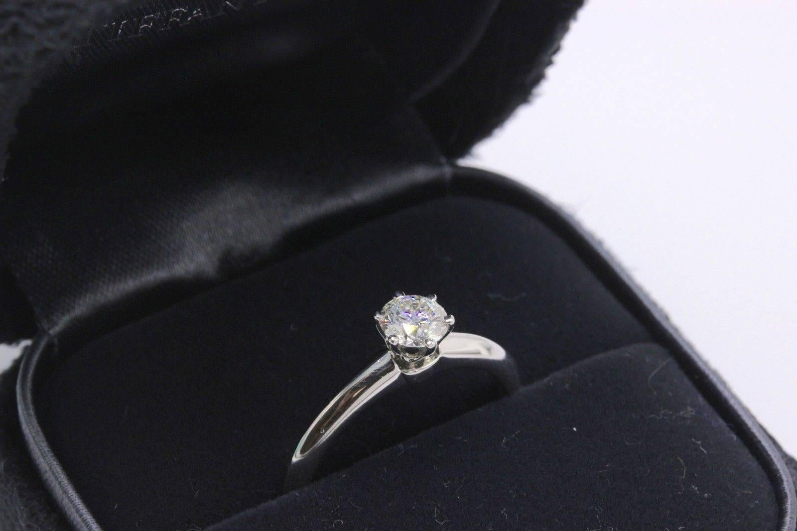 Tiffany & Co. Round Brilliant 0.40 Carat I VVS2 Diamond and Platinum Ring In Excellent Condition In San Diego, CA