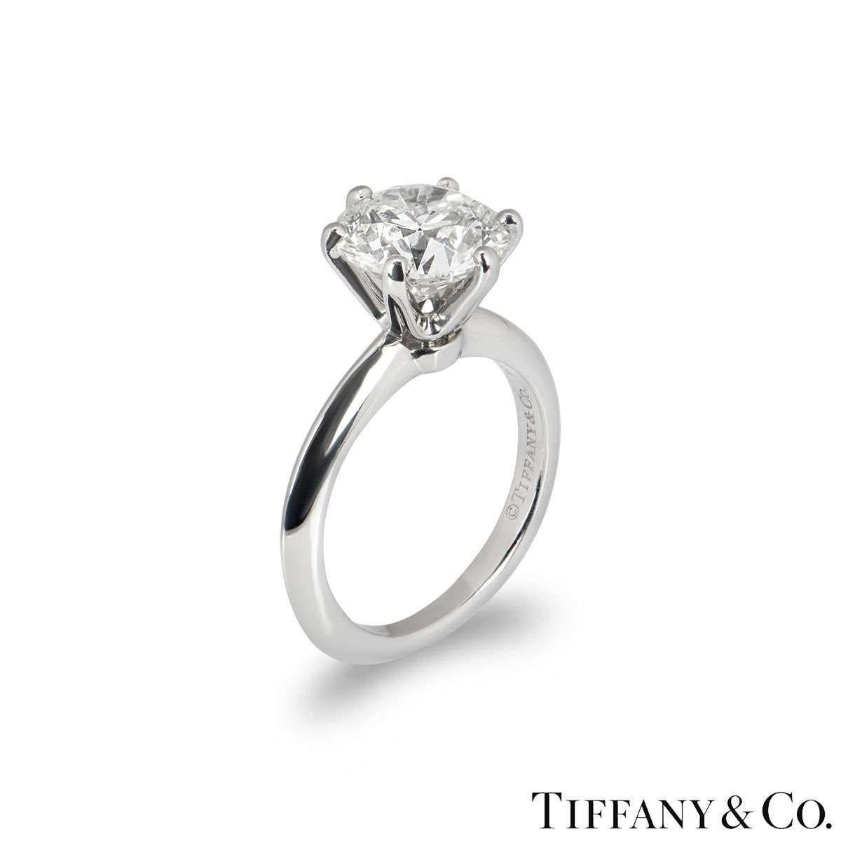 Tiffany & Co. Round Brilliant Cut Diamond Ring 2.61 Carat GIA Certified In Excellent Condition In London, GB