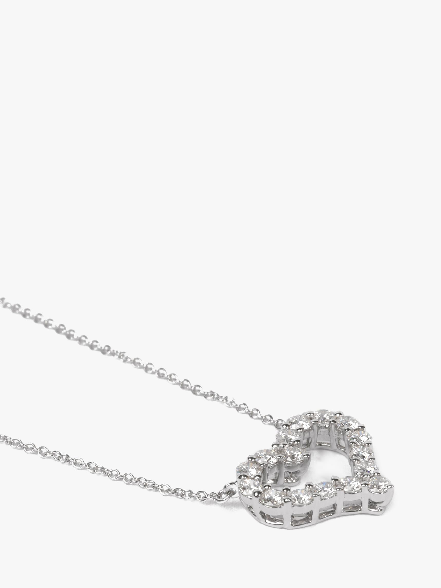 Tiffany & Co. Round Brilliant Cut Diamond Platinum Tiffany Hearts Small Pendant In Excellent Condition For Sale In Bishop's Stortford, Hertfordshire