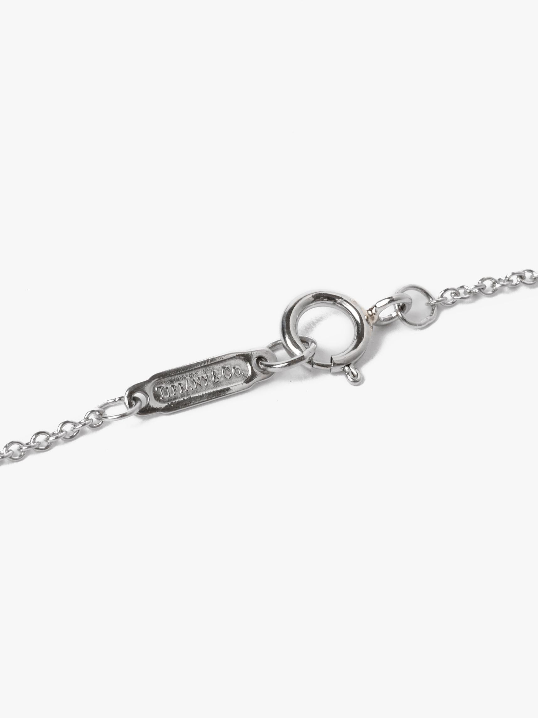 Women's or Men's Tiffany & Co. Round Brilliant Cut Diamond Platinum Tiffany Hearts Small Pendant For Sale