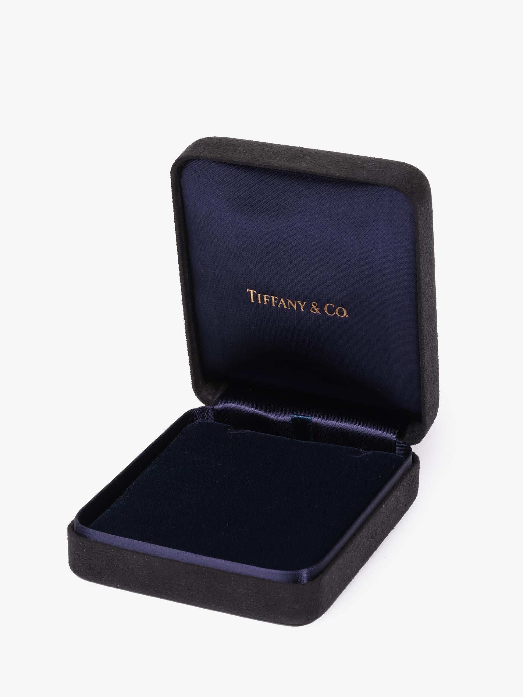 Tiffany & Co. Round Brilliant Cut Diamond Platinum Tiffany Hearts Small Pendant For Sale 1