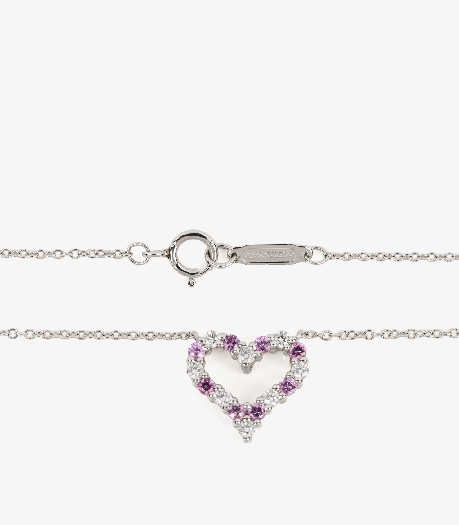 Tiffany & Co. Diamant et saphir à taille ronde et brillante en platine Tiffany Hearts Min Excellent état - En vente à Bishop's Stortford, Hertfordshire