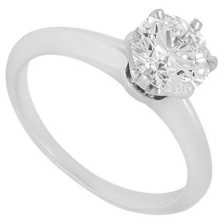 Tiffany & Co. Bague de fiançailles solitaire en diamant rond taille brillant de 1,05 carat H/VS2 en vente