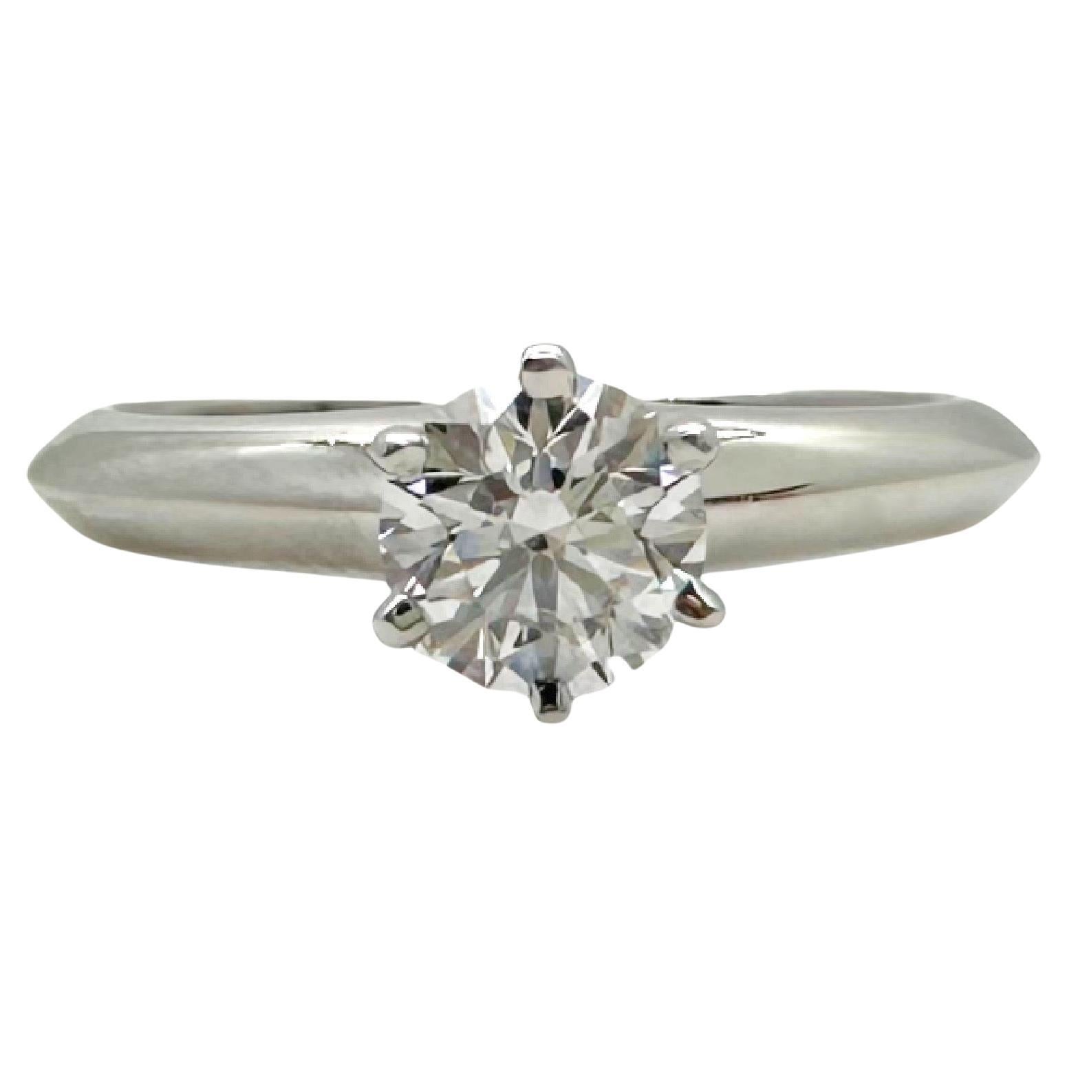 Tiffany & Co Bague de fiançailles diamant rond brillant 0.41 ct E VS1 Solitair Plat en vente