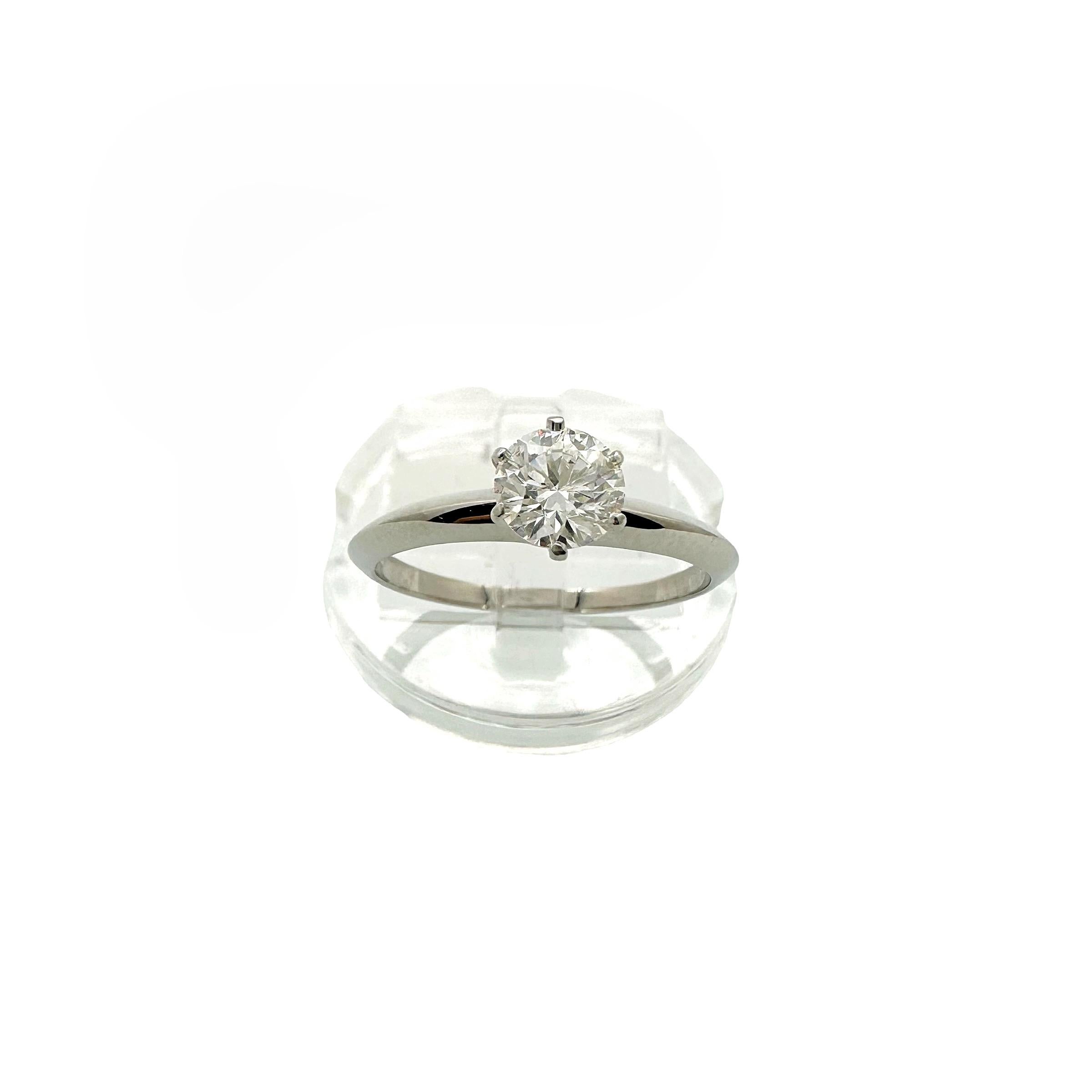 Tiffany & Co. Round Brilliant Diamond 0.57 cts G VVS1 Solitaire Engagement Ring For Sale 12