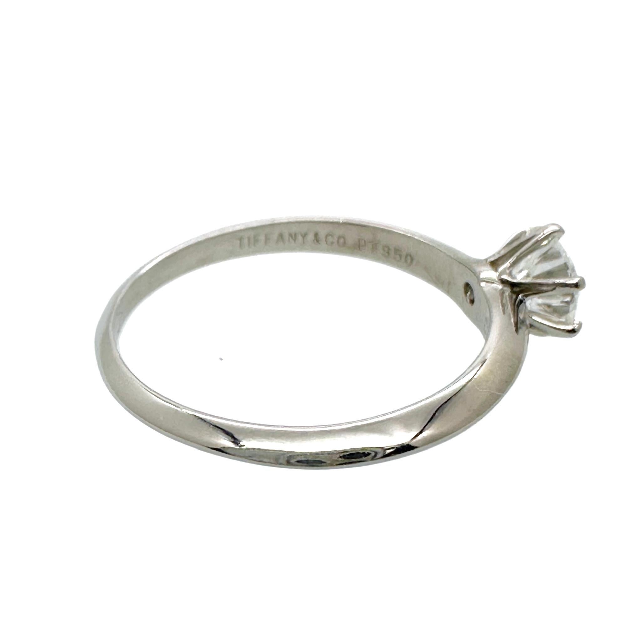 Tiffany & Co. Round Brilliant Diamond 0.57 cts G VVS1 Solitaire Engagement Ring For Sale 2