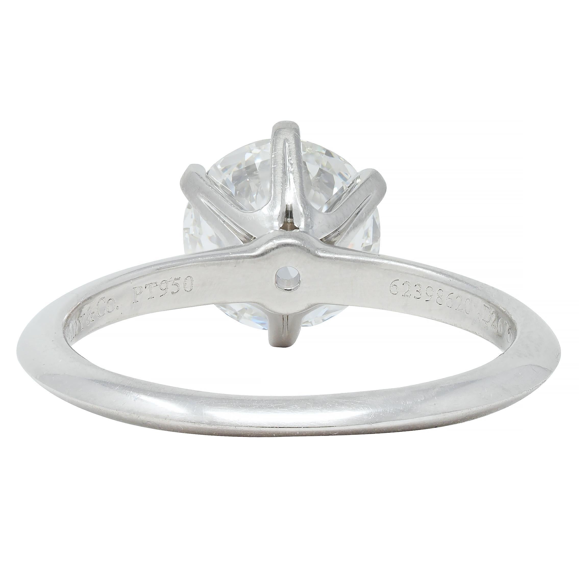 Tiffany & Co. Bague de fiançailles vintage avec solitaire en platine et diamant brillant rond Excellent état - En vente à Philadelphia, PA