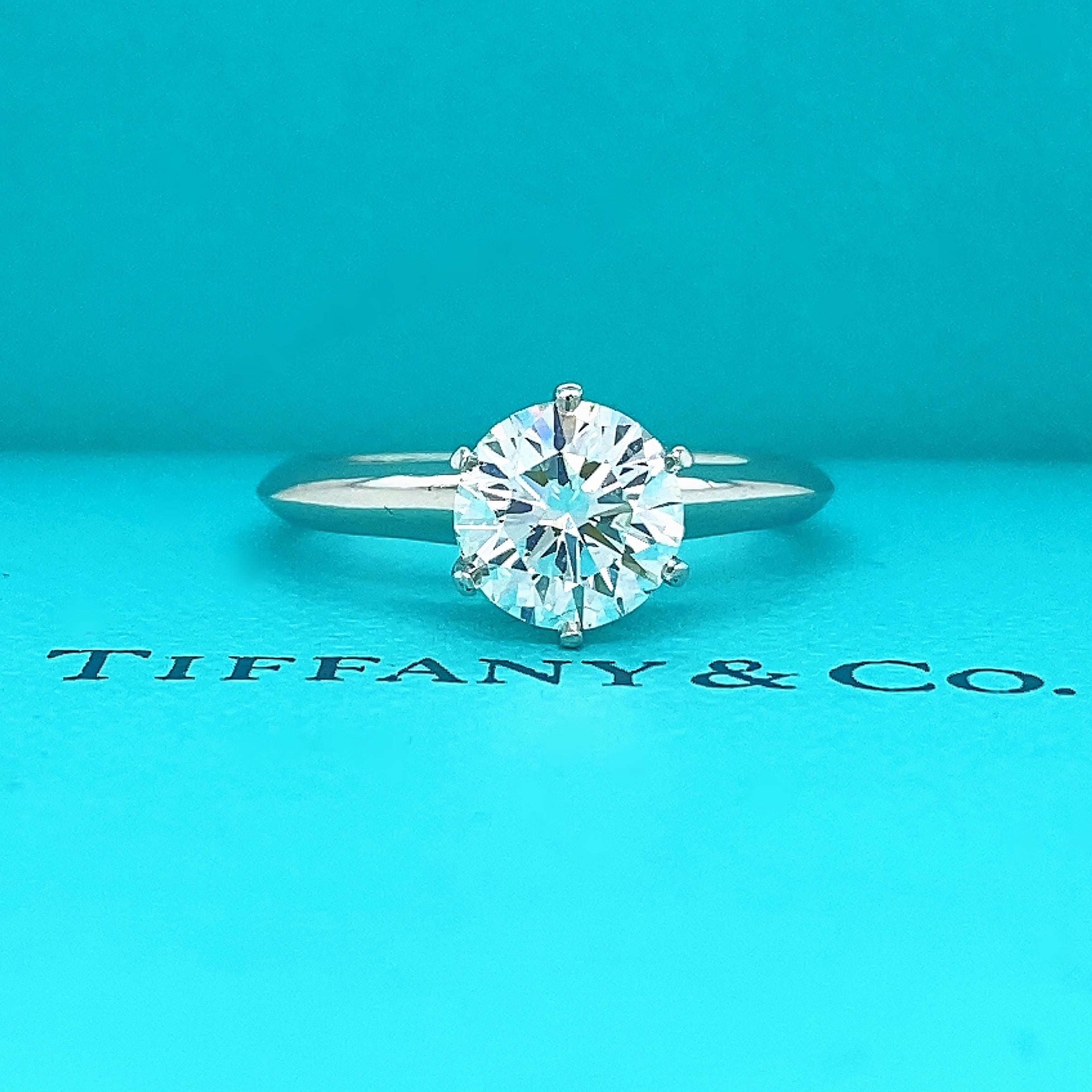 Tiffany & Co. Round Brilliant Diamond Ring 1.29 Cts D VVS2 in Platinum In Excellent Condition In San Diego, CA