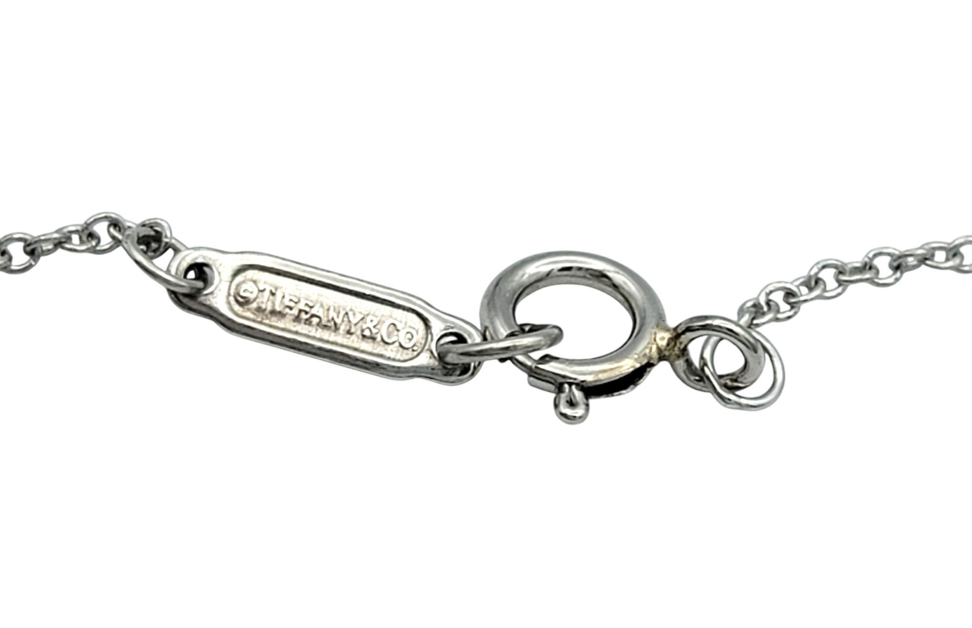 De las mujeres Tiffany & Co. Collar Colgante Solitario de Platino con Diamante Brillante Redondo en venta