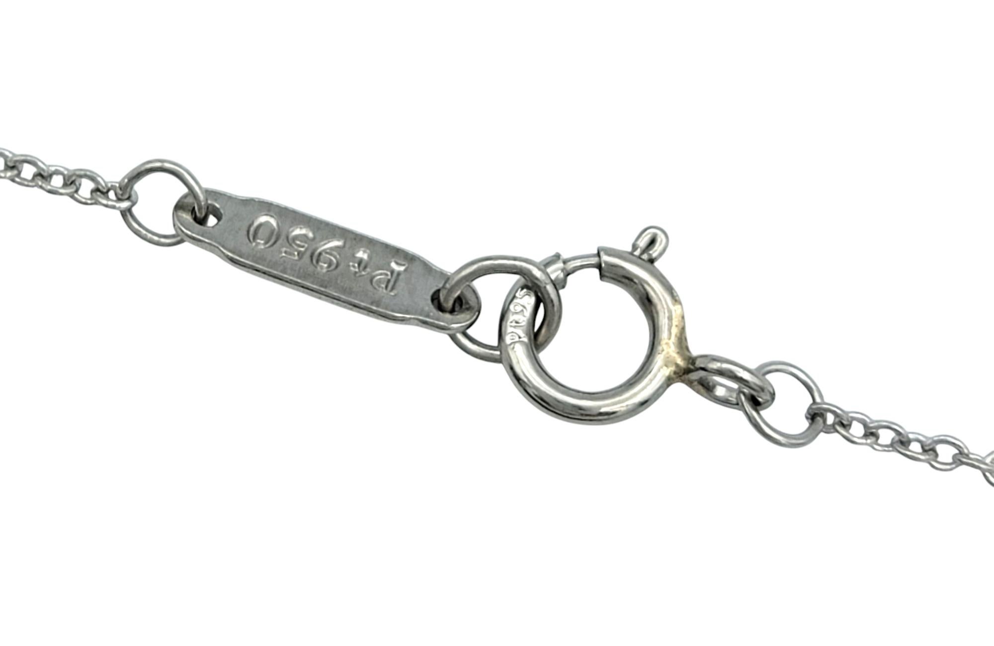 Tiffany & Co. Collar Colgante Solitario de Platino con Diamante Brillante Redondo en venta 1