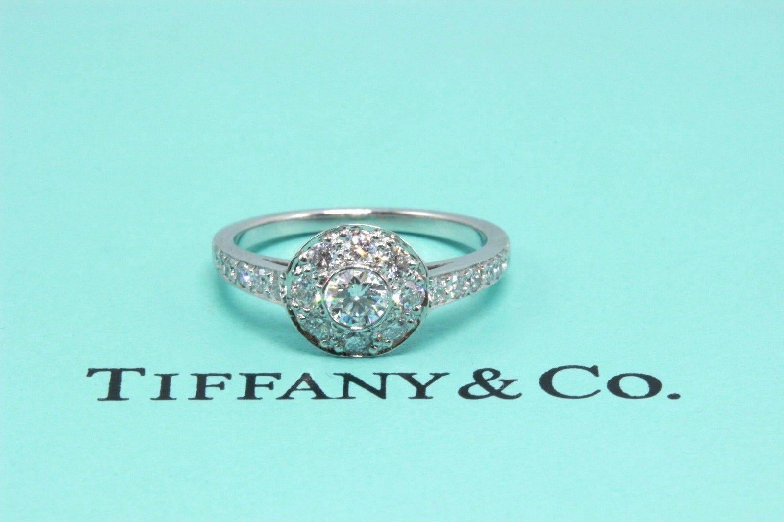 Tiffany & Co. Runder runder Kreis 0,64 Karat G VS Diamant-Verlobungsring aus Platin im Angebot 5