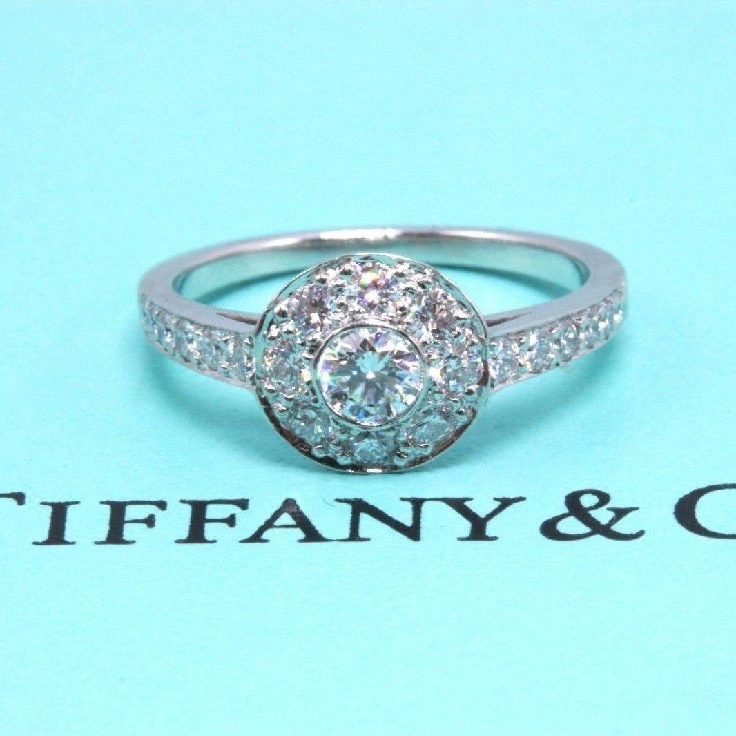 Tiffany & Co. Runder runder Kreis 0,64 Karat G VS Diamant-Verlobungsring aus Platin (Rundschliff) im Angebot