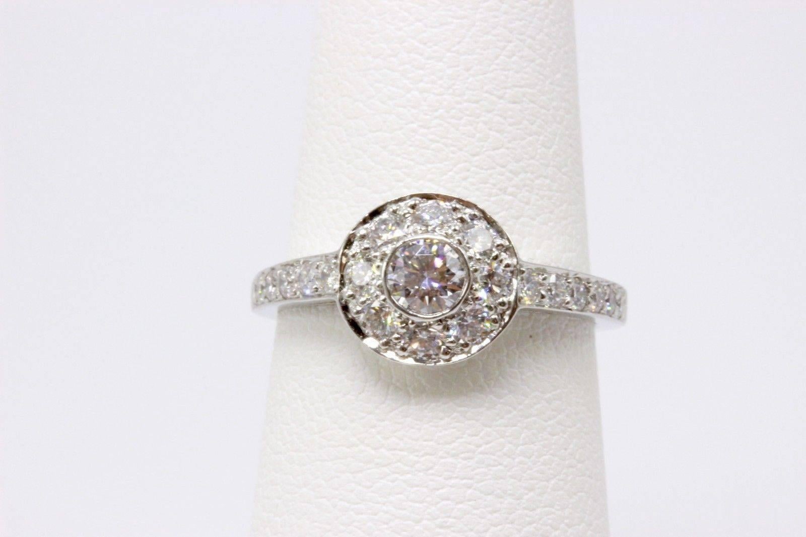 Tiffany & Co. Runder runder Kreis 0,64 Karat G VS Diamant-Verlobungsring aus Platin im Angebot 4