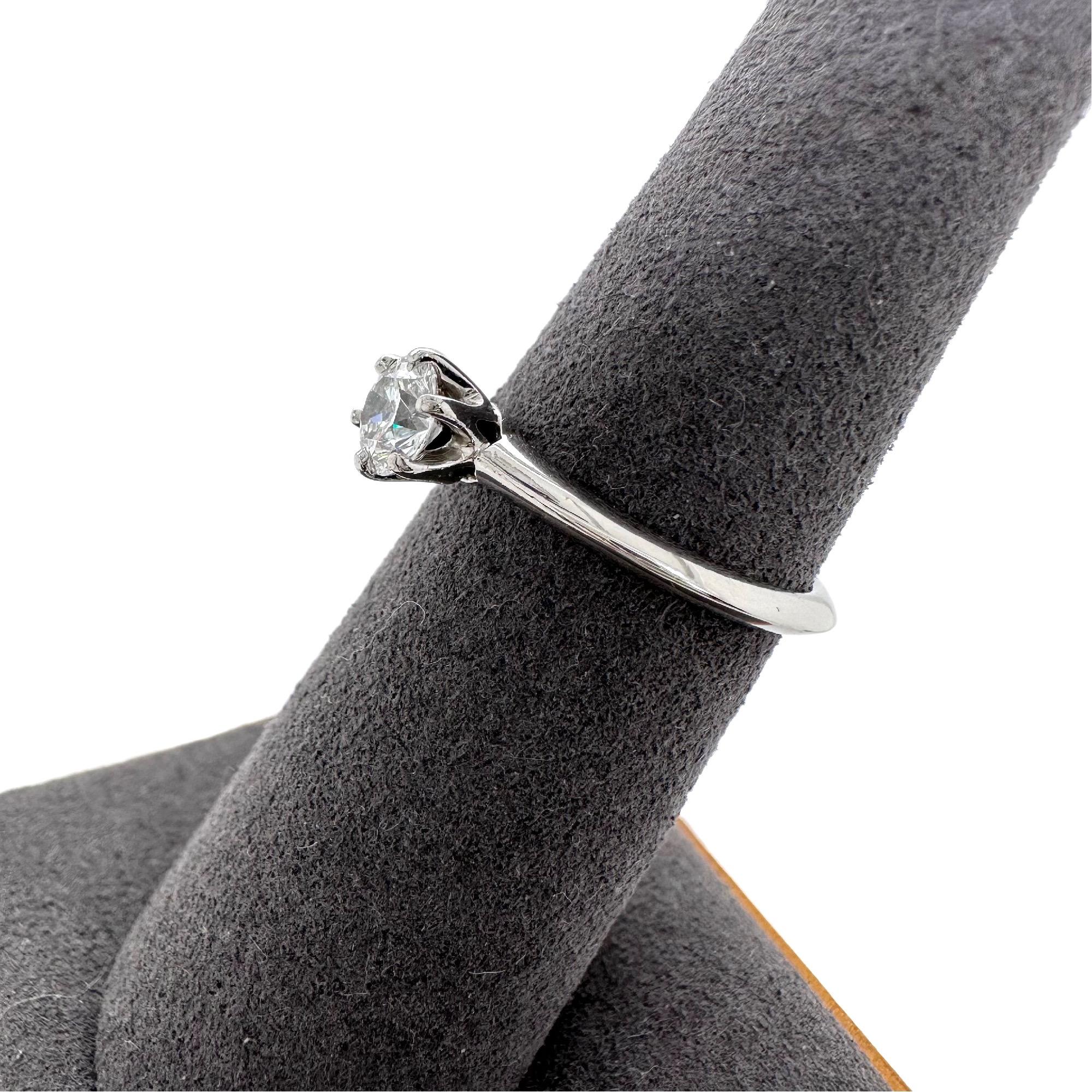 Tiffany & Co. Round Diamond 0.42 Carat D VS2 Solitaire Engagement Ring Platinum In Excellent Condition For Sale In San Diego, CA