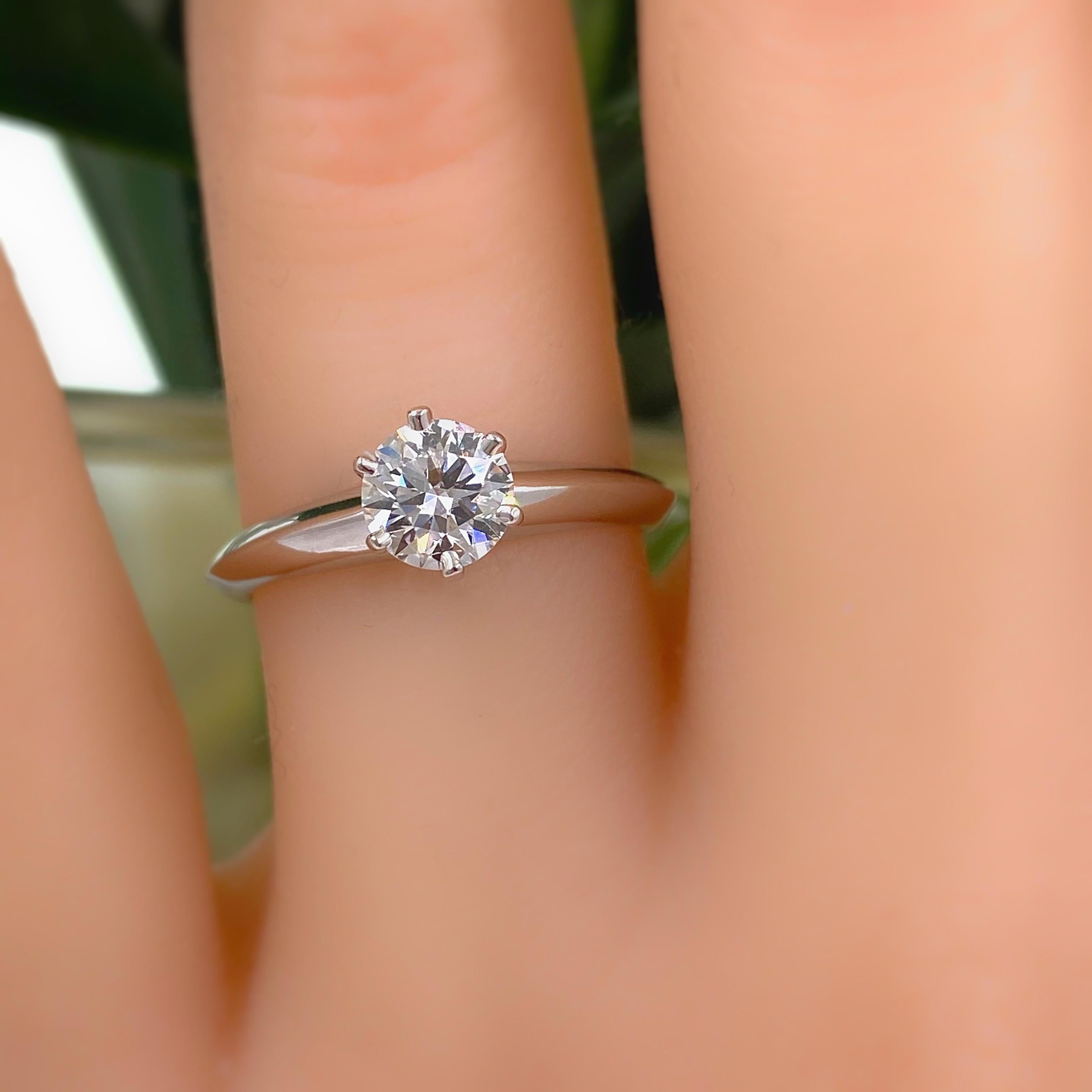 Tiffany & Co. Round Diamond 0.60 Carat I VVS1 Solitaire Platinum Engagement Ring In Excellent Condition In San Diego, CA