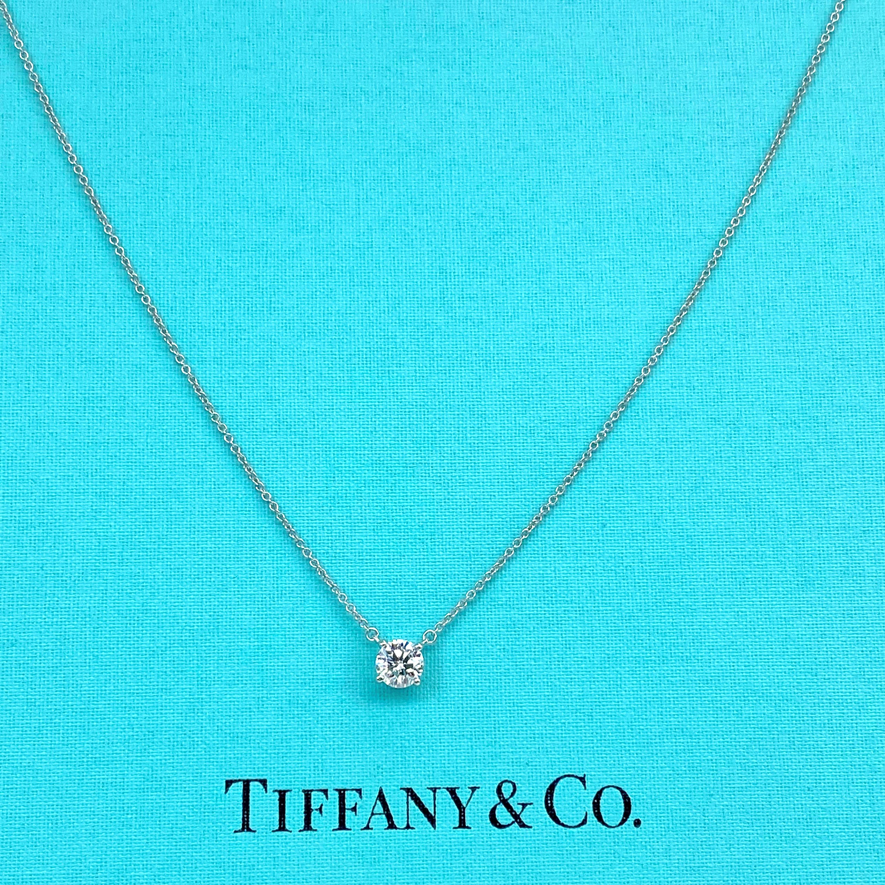 Tiffany & Co, Solitär-Halskette aus Platin, runder Diamant 0,67 Karat H VS2 8