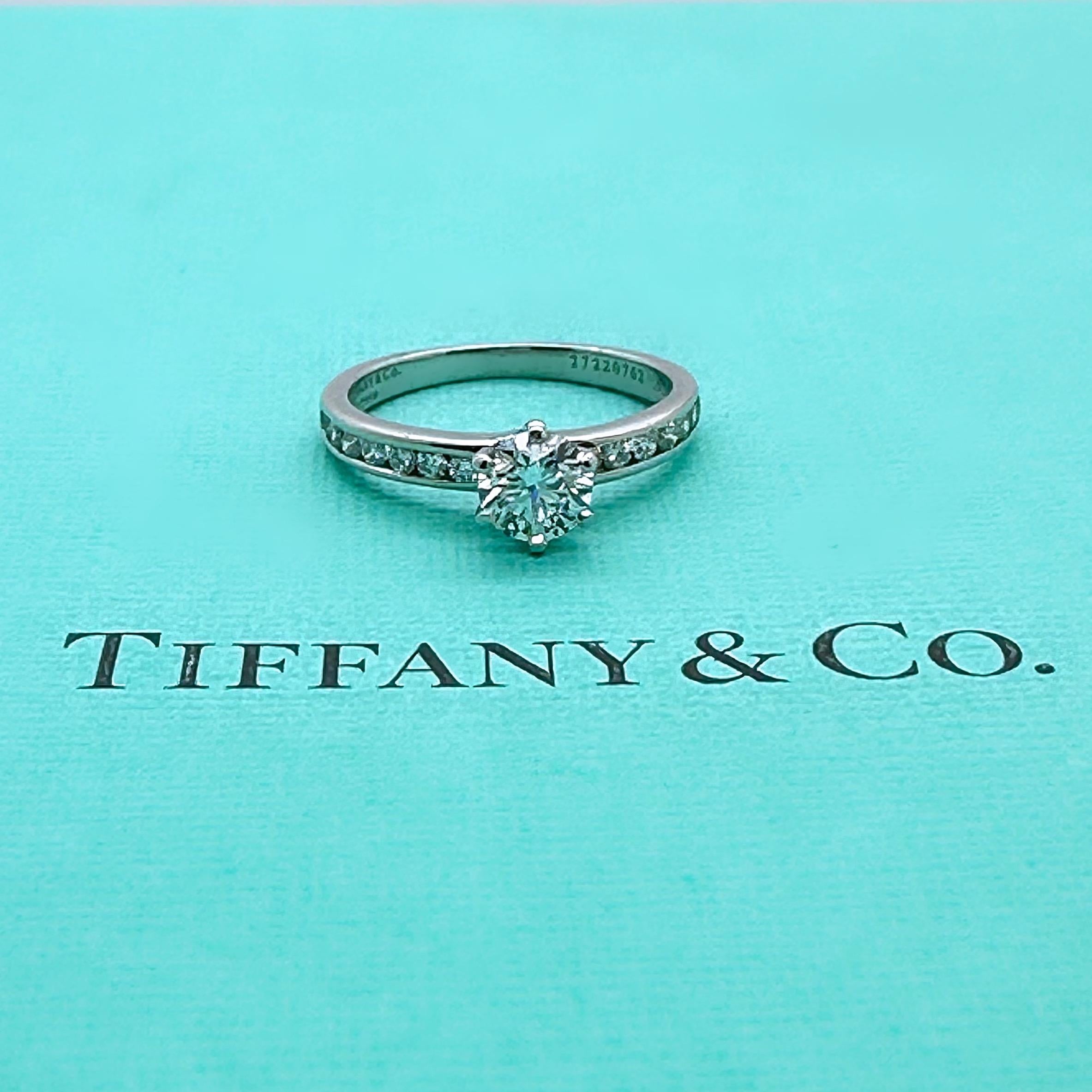 TIFFANY & CO Round Diamond 0.74tcw E IF Engagement Ring Channel-set Diamond Plat For Sale 7