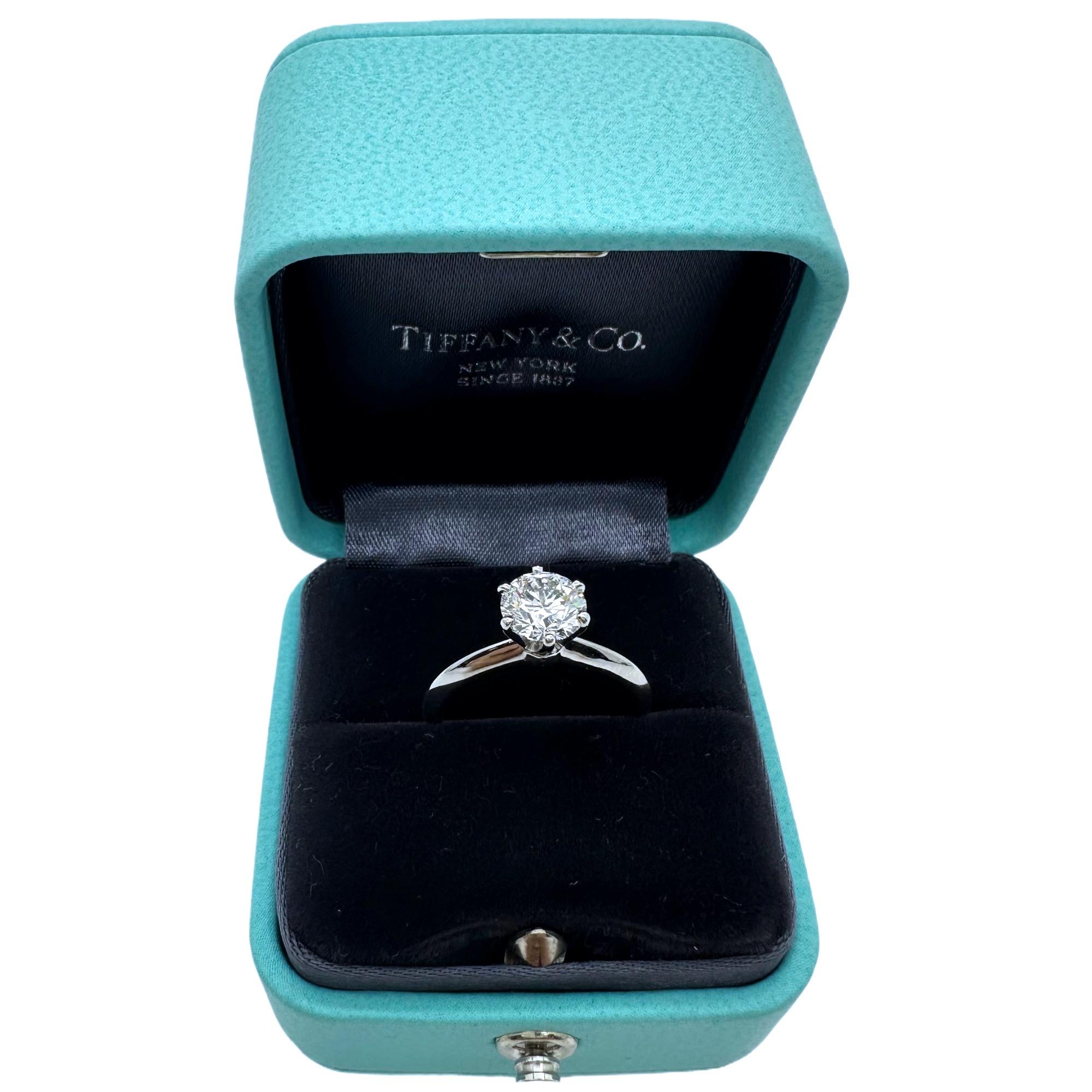 Tiffany & Co. Round Diamond 1.12 CTS G VS1 Solitaire Engagement Ring COA Box In Excellent Condition For Sale In San Diego, CA