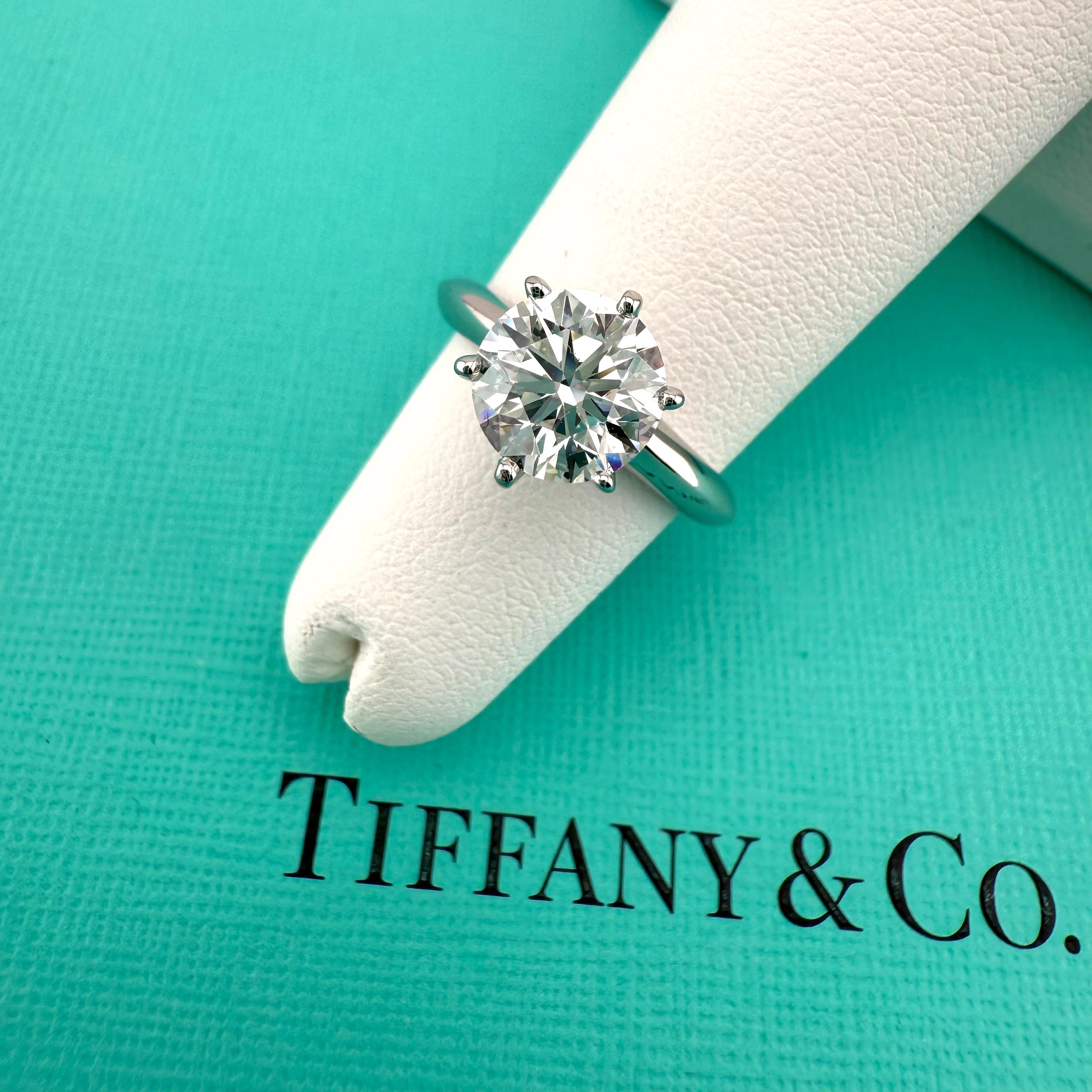 TIFFANY & CO, certificat de bague de fiançailles solitaire avec diamant rond 1,60 carat G VS2 en vente 10
