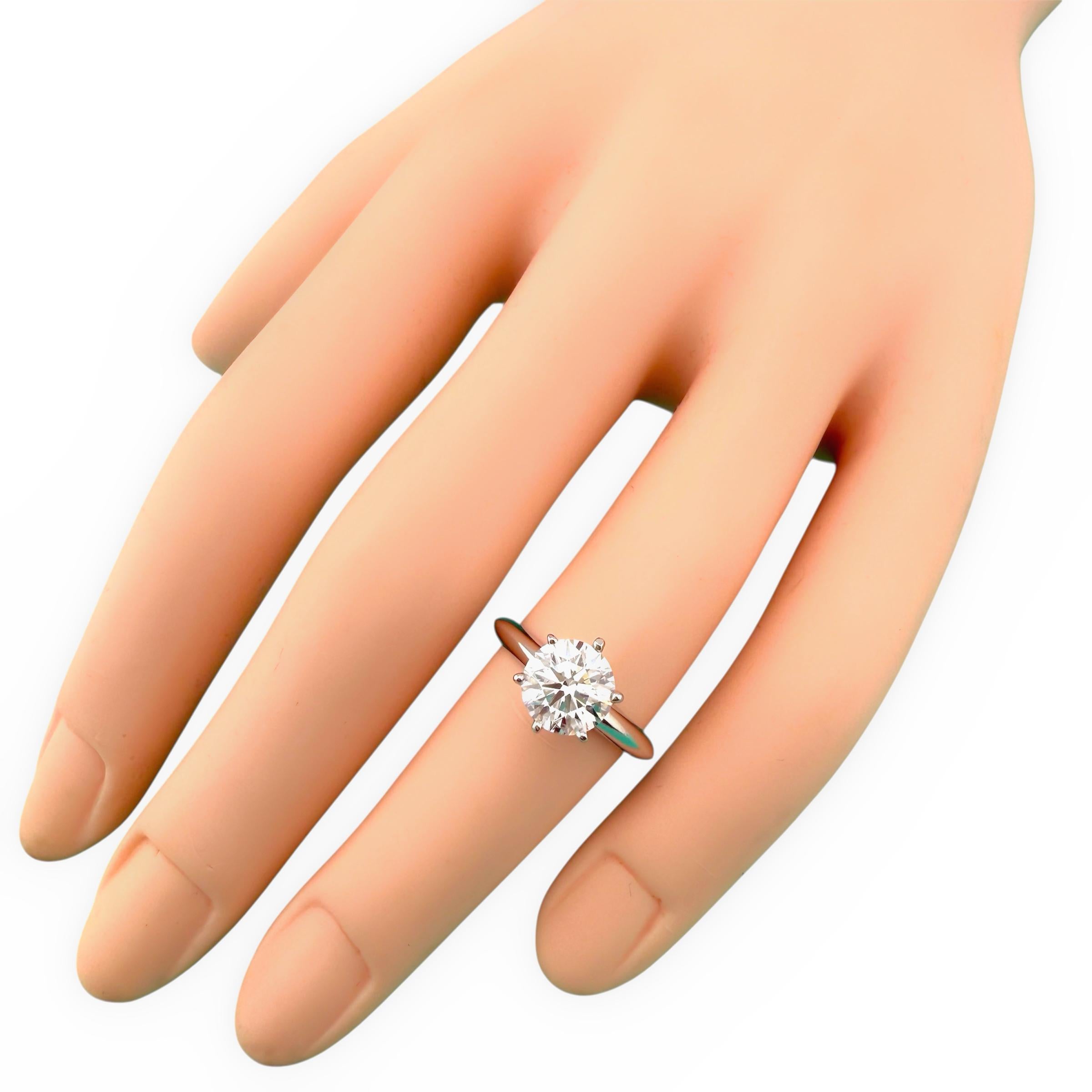 TIFFANY & CO, certificat de bague de fiançailles solitaire avec diamant rond 1,60 carat G VS2 en vente 14