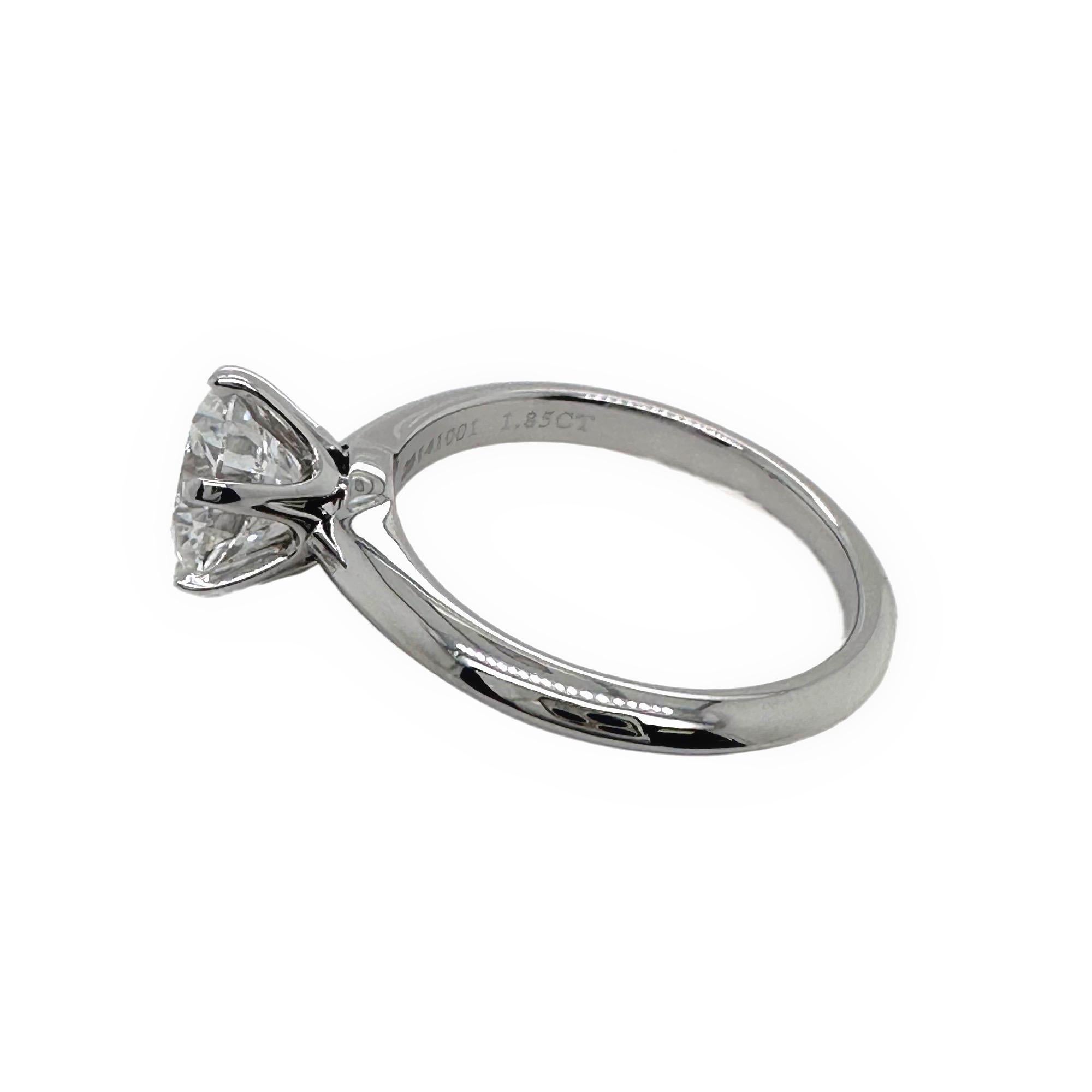 Tiffany & Co. Bague de fiançailles solitaire en platine avec diamant rond de 1,85 carat E VS1 Pour femmes en vente
