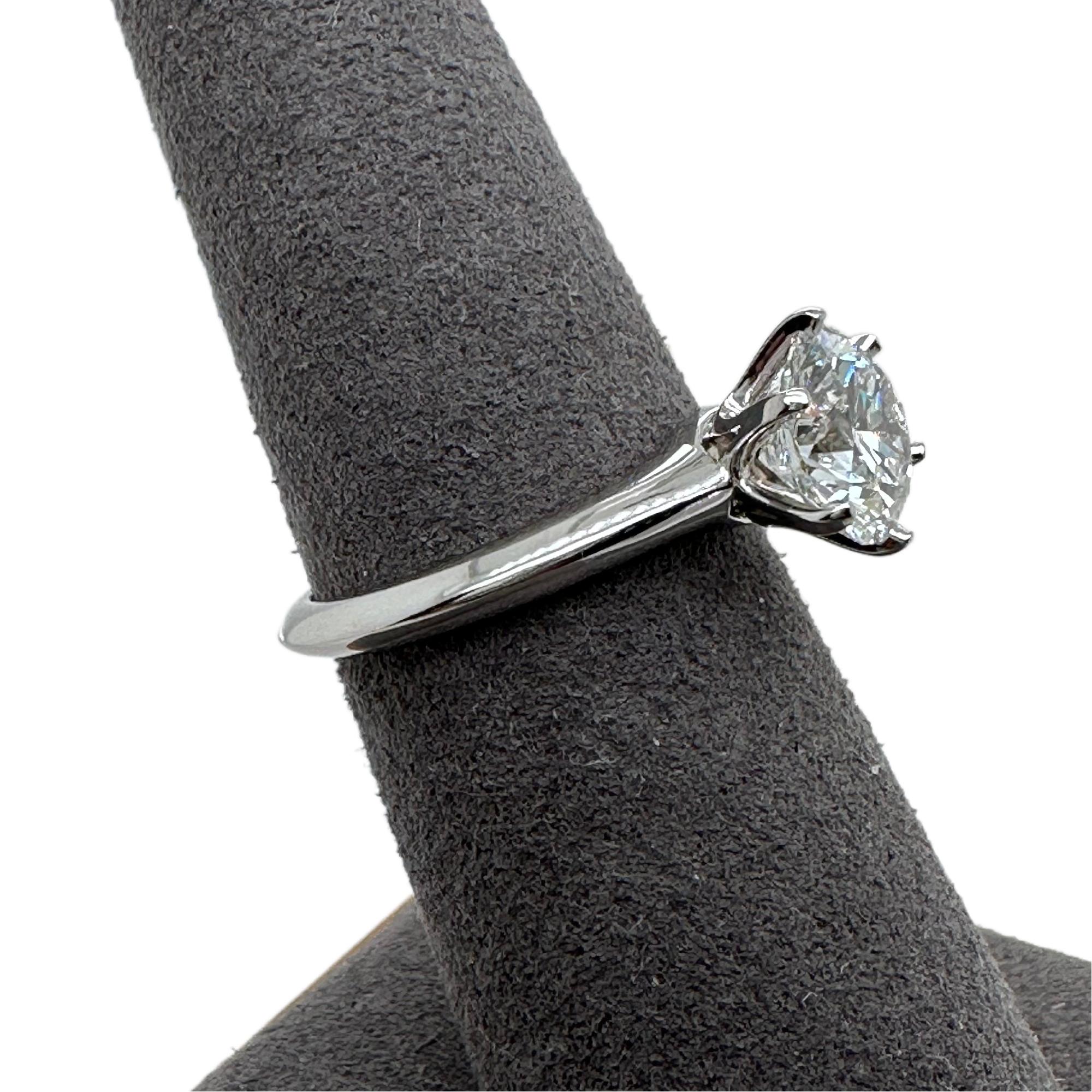 Tiffany & Co. Bague de fiançailles solitaire en platine avec diamant rond de 1,85 carat E VS1 en vente 4