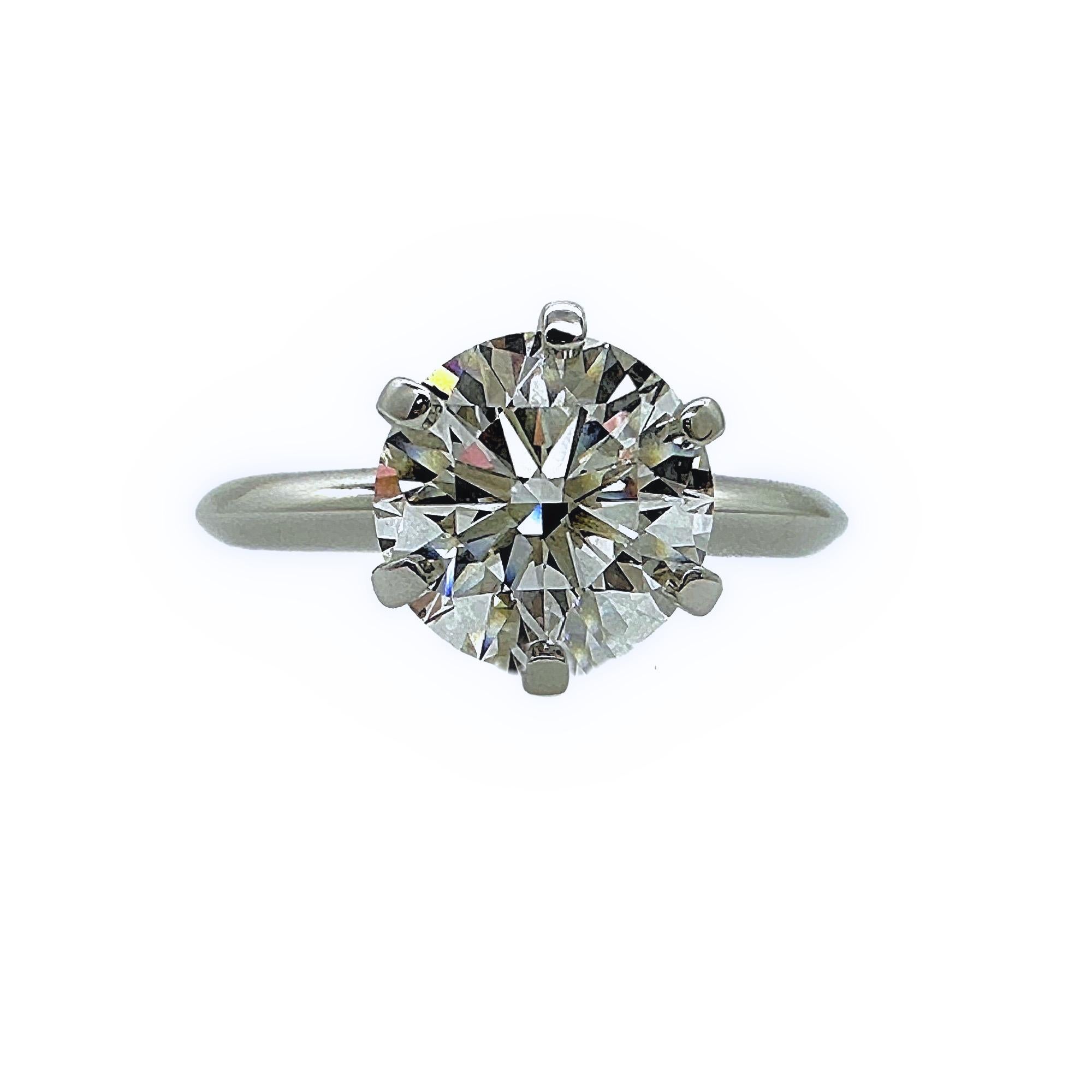 Tiffany & Co. Round Diamond 2.07 cts H VS2 Solitaire Engagement Ring Platinum 3