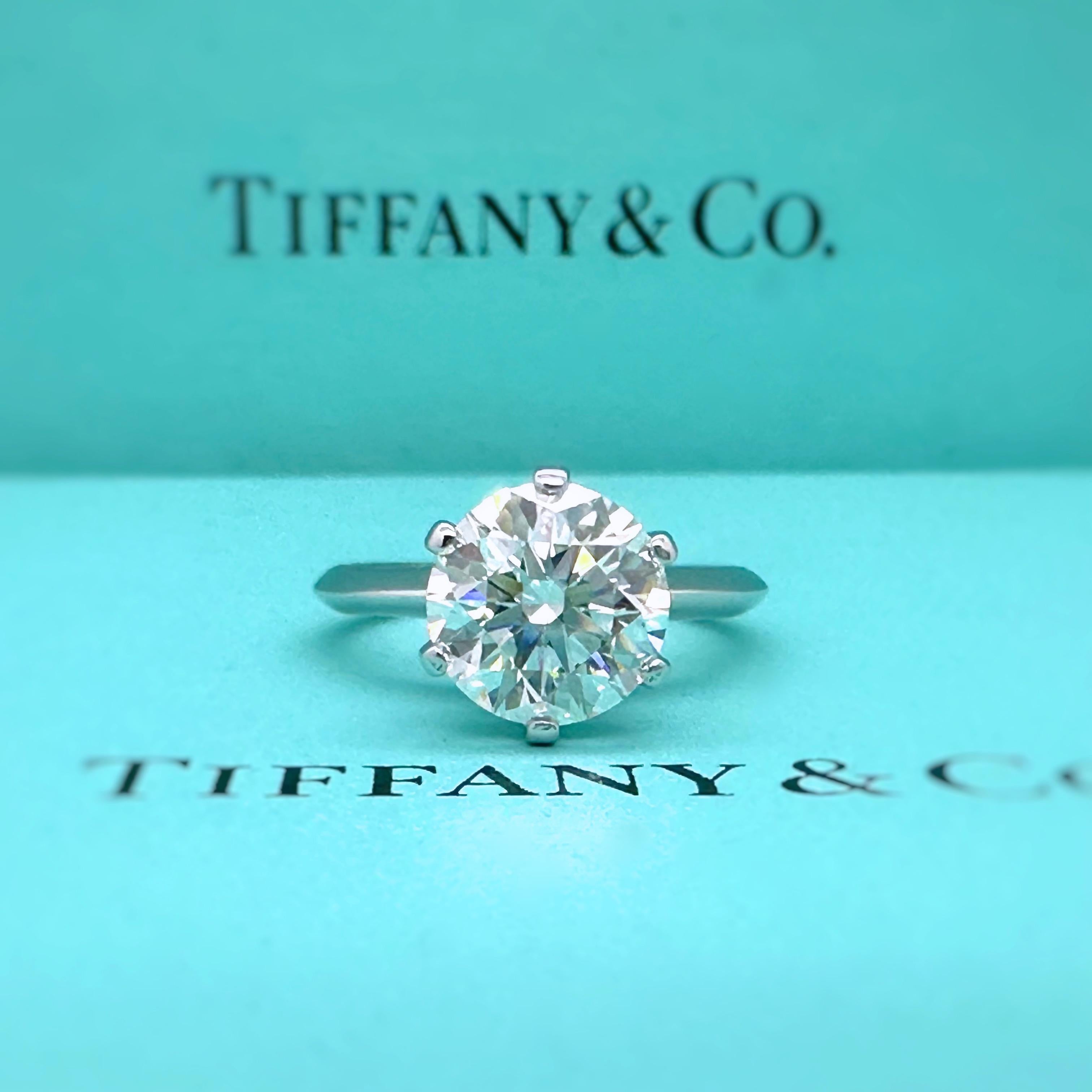 Tiffany & Co Platinum Diamond Engagement Ring Round 3.14 ct I VVS1 Solitaire For Sale 11