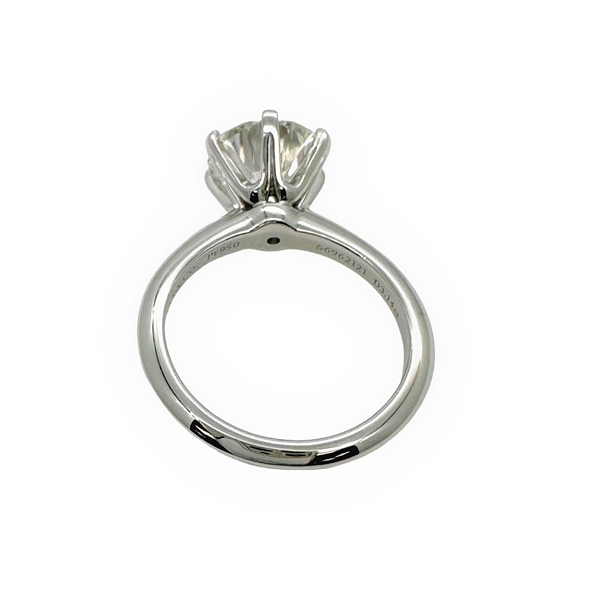 Tiffany & Co Platinum Diamond Engagement Ring Round 3.14 ct I VVS1 Solitaire In Excellent Condition For Sale In San Diego, CA