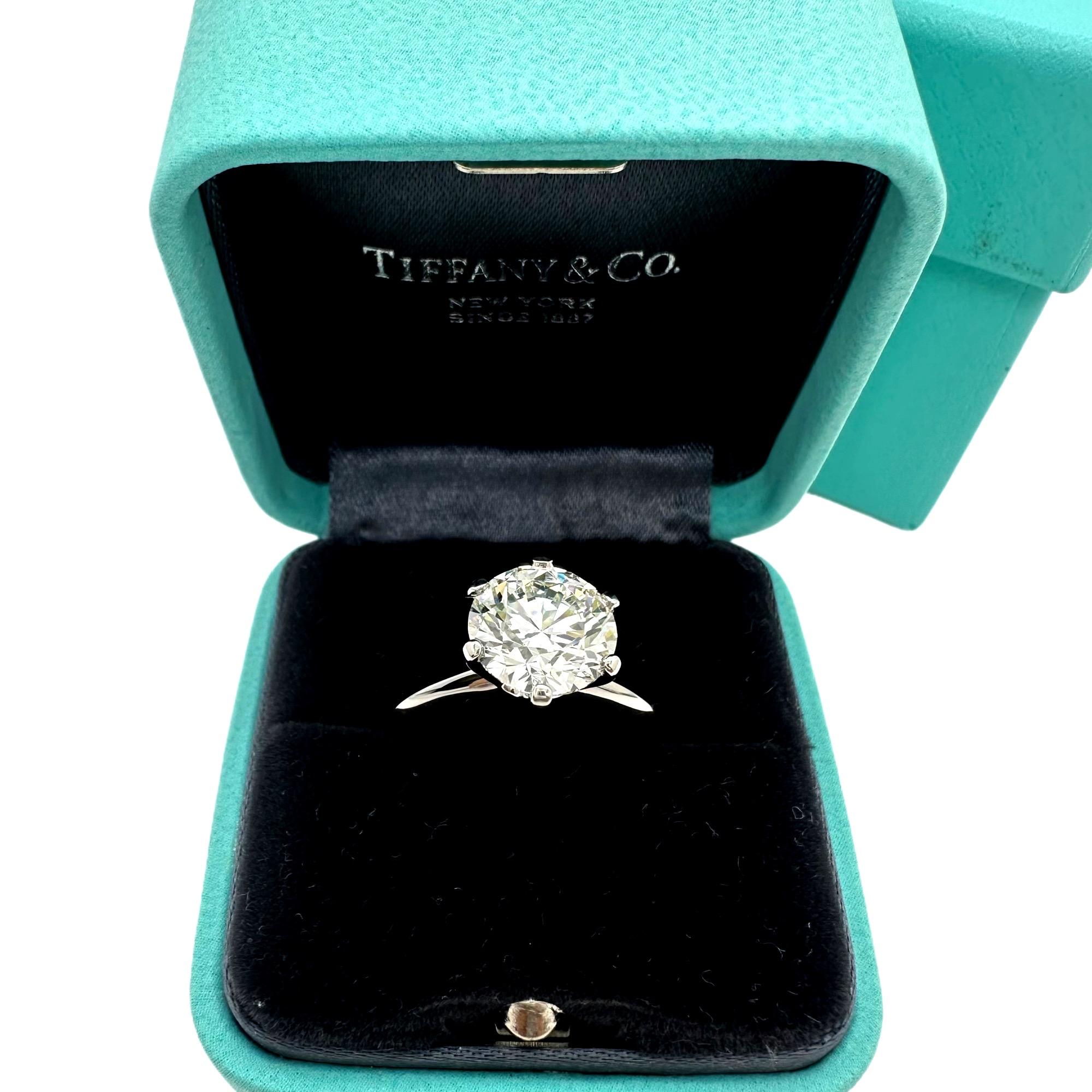 Tiffany & Co Platinum Diamond Engagement Ring Round 3.14 ct I VVS1 Solitaire For Sale 2