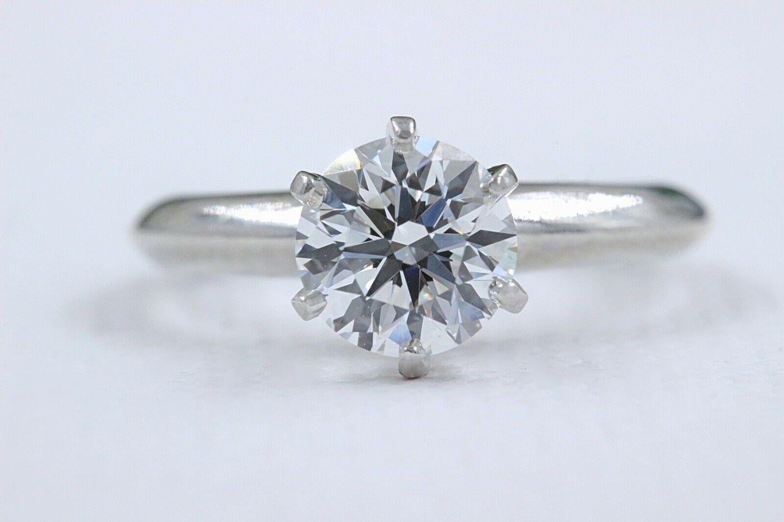 Tiffany & Co. Round Diamond Engagement Ring 1.23 Carat GVS2 Platinum In Excellent Condition For Sale In San Diego, CA