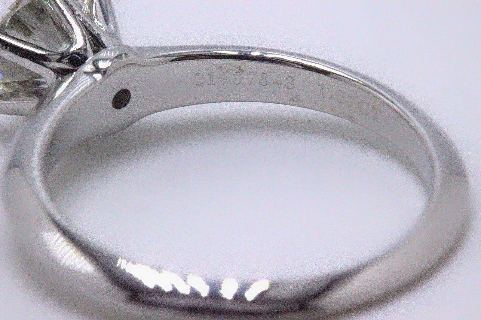 Tiffany & Co. Runder Diamant-Verlobungsring Solitär 1,07 Karat F VS1 Platin für Damen oder Herren im Angebot