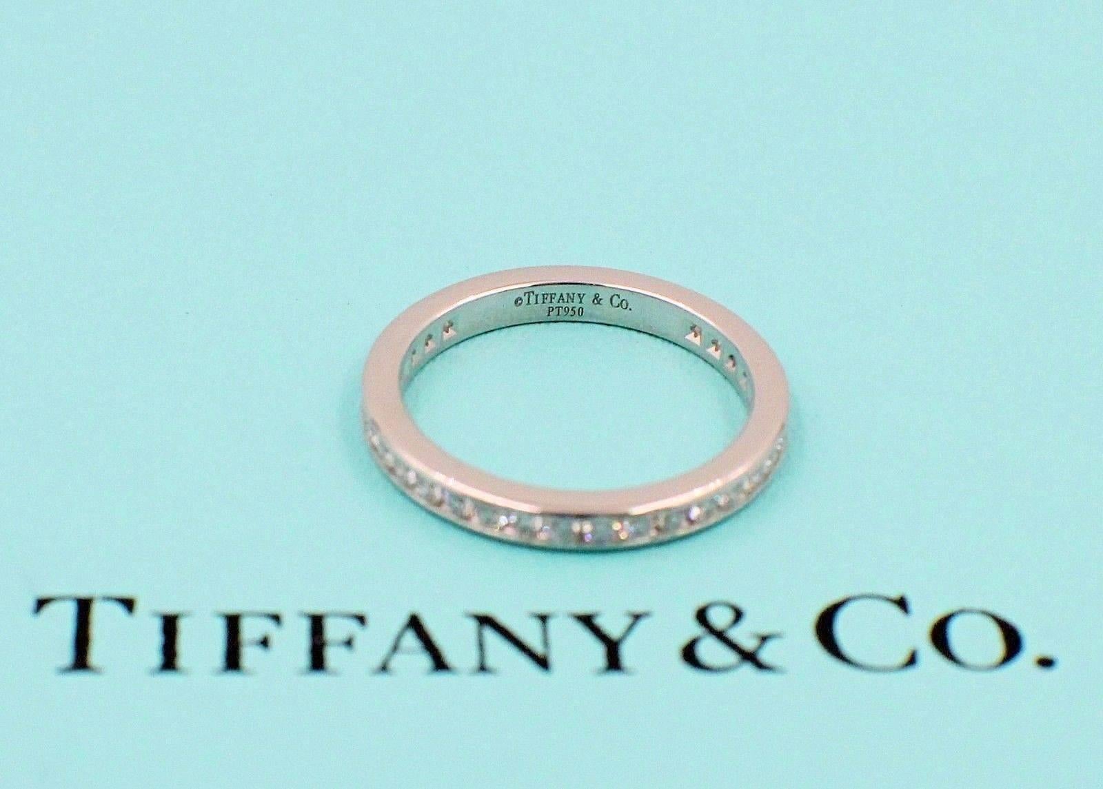 Round Cut Tiffany & Co. Round Diamond Full Circle Wedding Band Ring Platinum For Sale