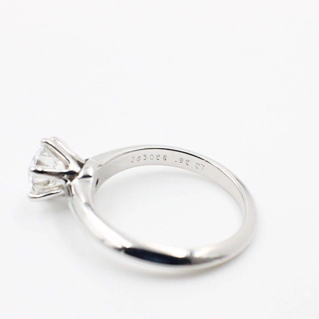 Tiffany & Co. Round Diamond Solitaire Engagement Ring 0.92 Carat E VVS1 5