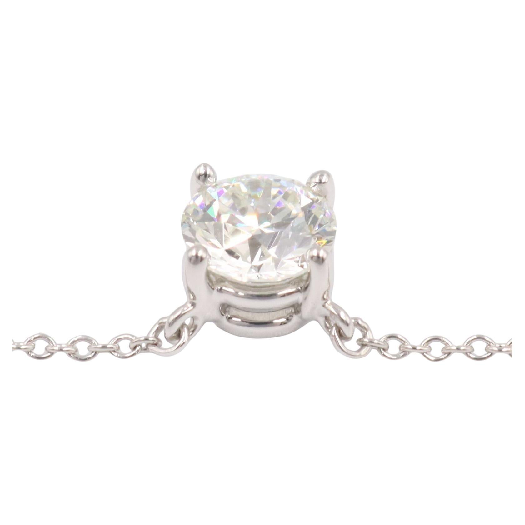 Tiffany & Co. Collier pendentif solitaire en diamant rond - 2,69 ctw, couleur G, clarté VS1 - platine, 16