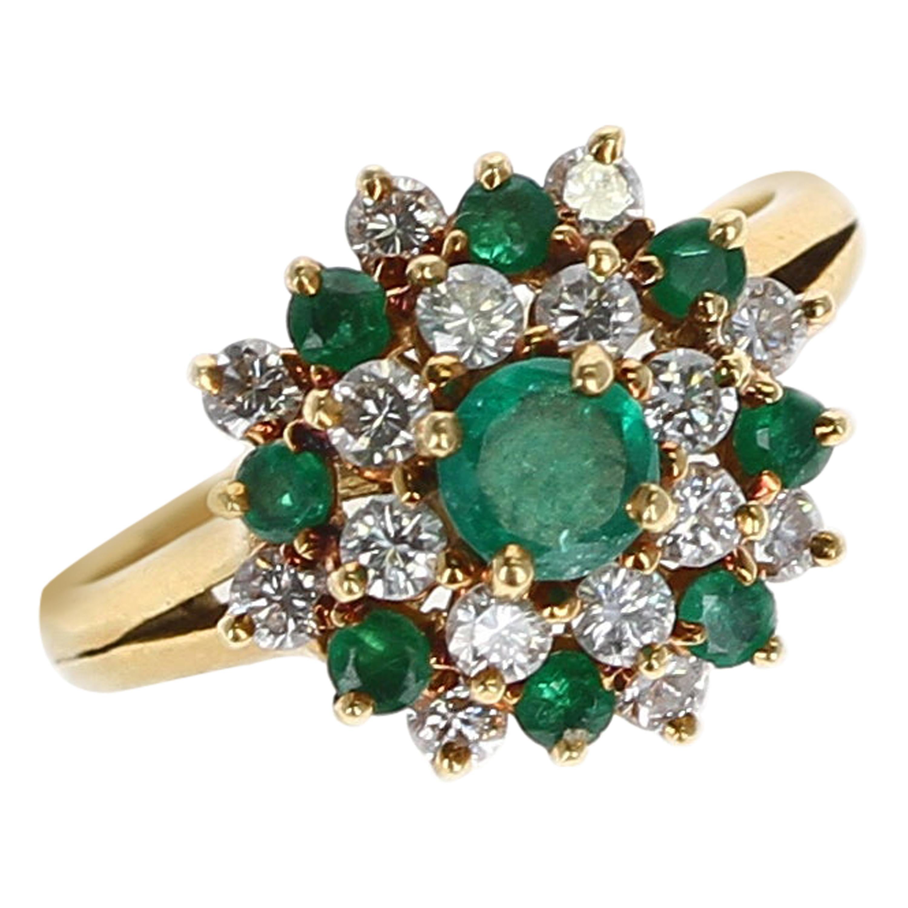 Tiffany & Co. Round Emerald and Diamond Cluster Ring, 18 Karat Yellow Gold