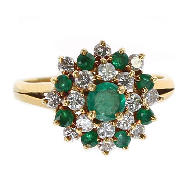 Tiffany & Co. Round Emerald and Diamond Cluster Ring, 18 Karat Yellow Gold In Excellent Condition In New York, NY