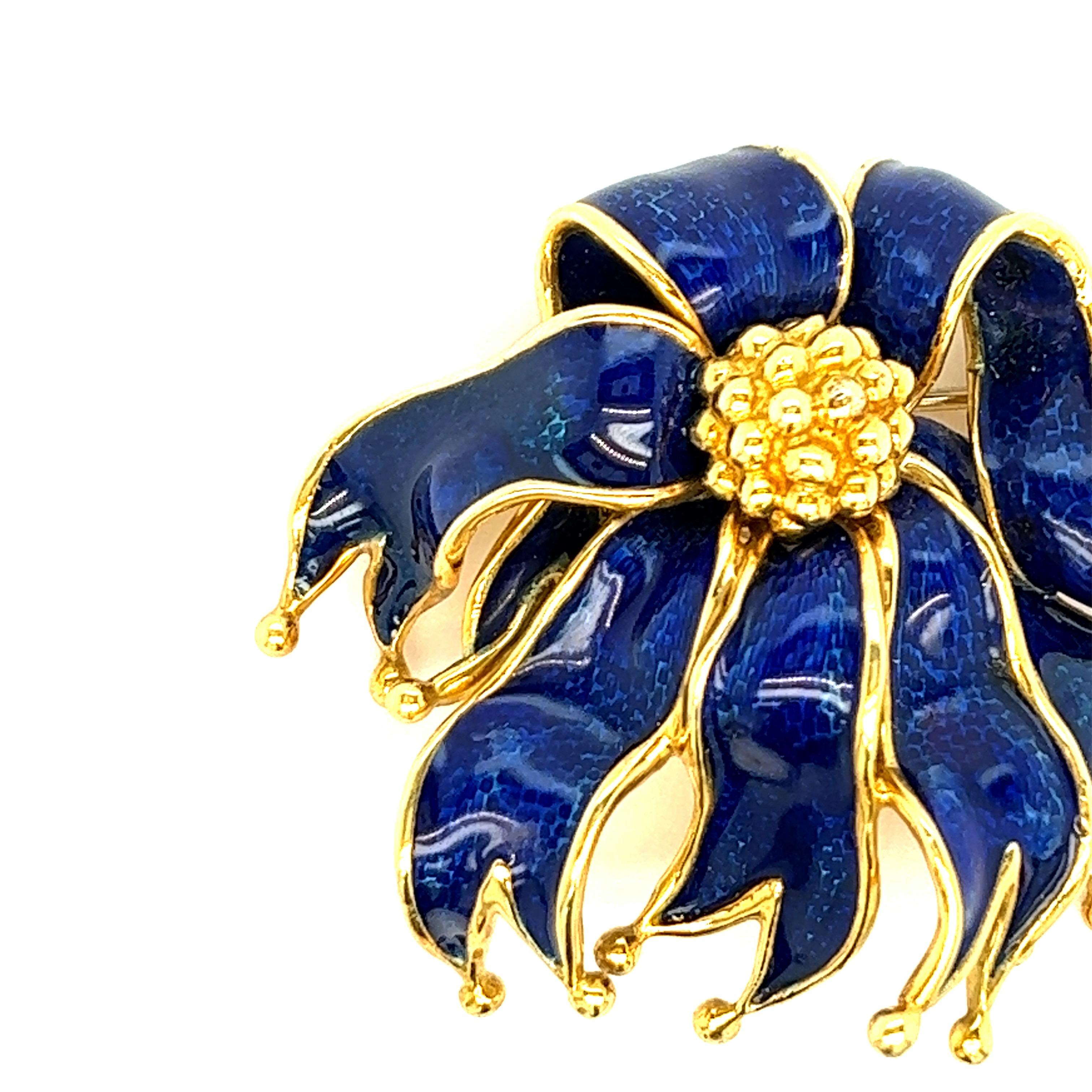 Tiffany & Co Royal Blue Enamel Ribbon Gold Brooch For Sale 3