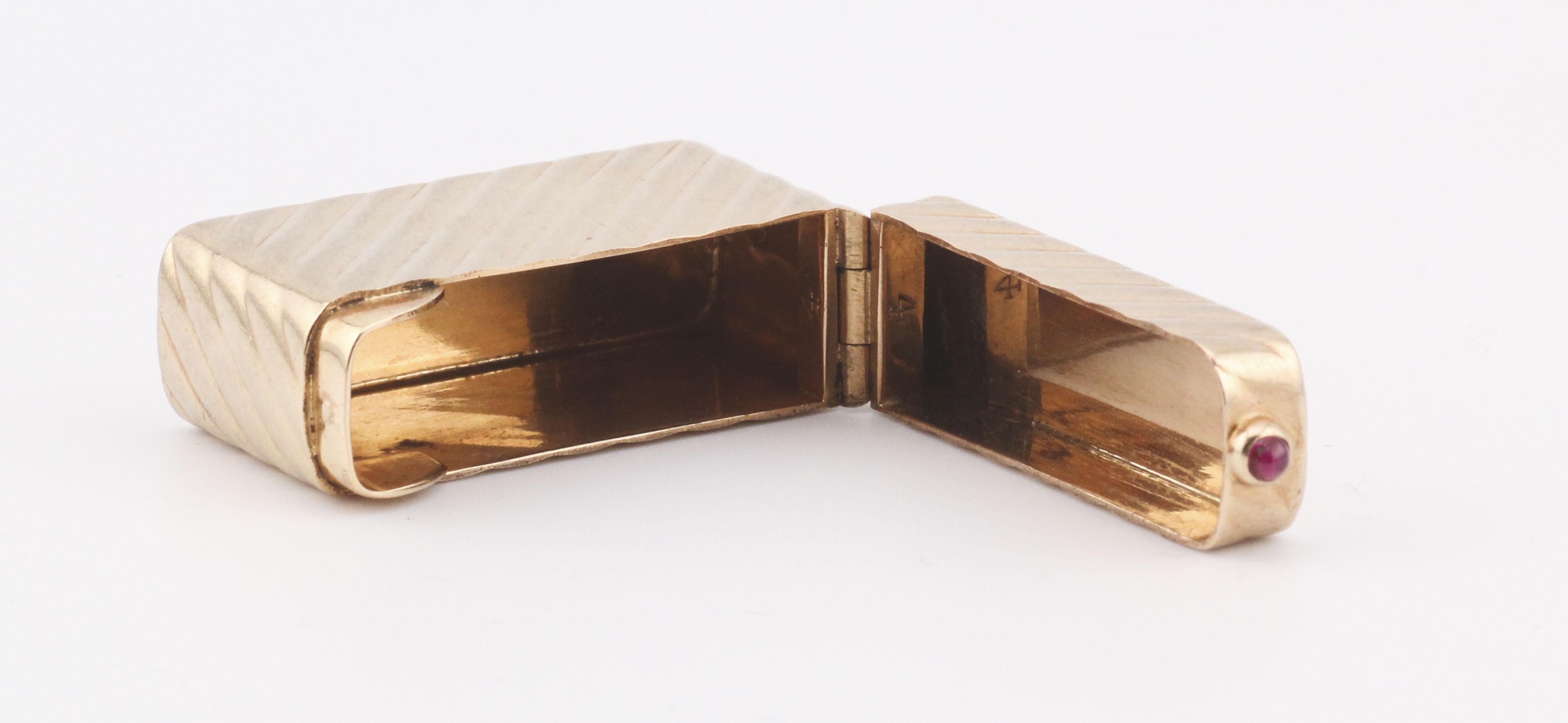 Tiffany & Co. Rubin 14k Gelbgold Pillenbox Etui im Angebot 4