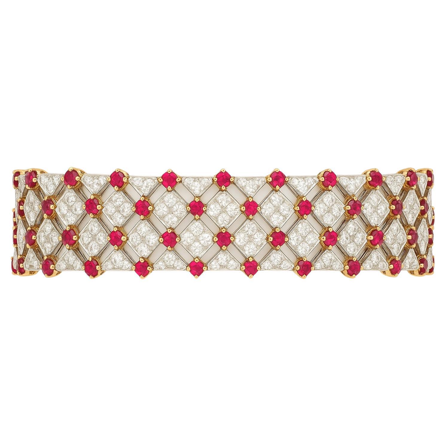 Tiffany & Co. Pulsera de rubíes y diamantes en platino y oro de 18 quilates en venta