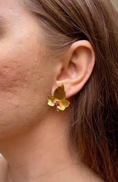 Tiffany & Co. Ruby Autumn Leaf Earrings 18k Gold Original Pouch