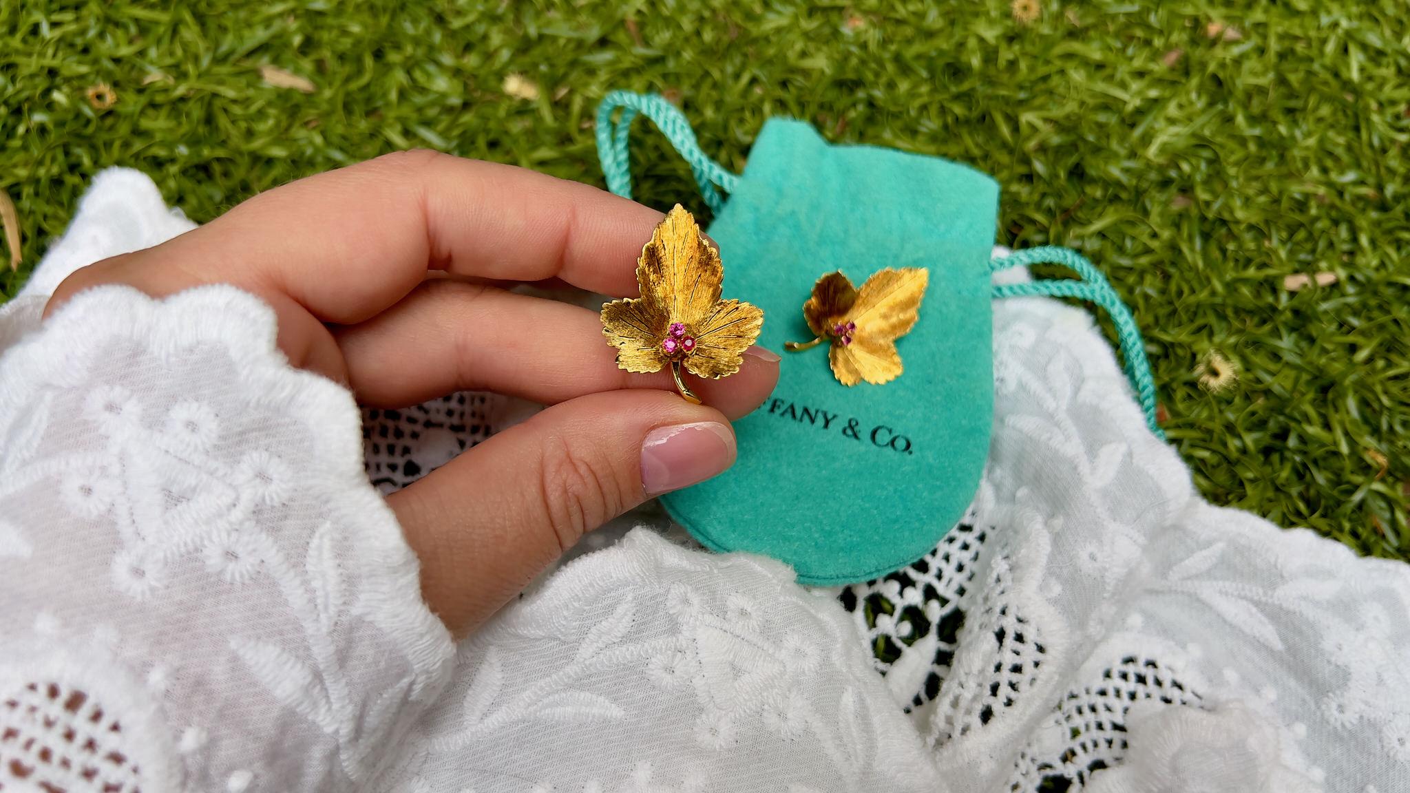 Tiffany & Co. Ruby Autumn Leaf Earrings 18k Gold Original Pouch In Good Condition In Aliso Viejo, CA