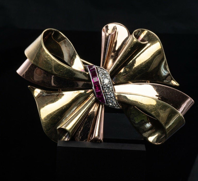 Tiffany and Co Ruby Diamond Brooch Bow Ribbon 14K Gold For Sale at 1stDibs