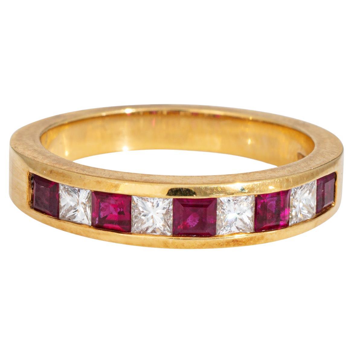 Tiffany & Co Anillo de diamantes y rubíes Banda de 4 mm Oro amarillo de 18k Vintage Joyería firmada