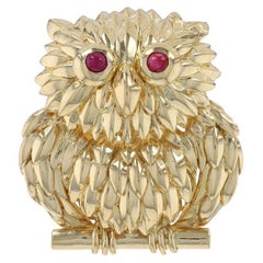 Tiffany & Co. Ruby Vintage Owl Brooch - Yellow Gold 18k .30ctw Perching Bird Pin
