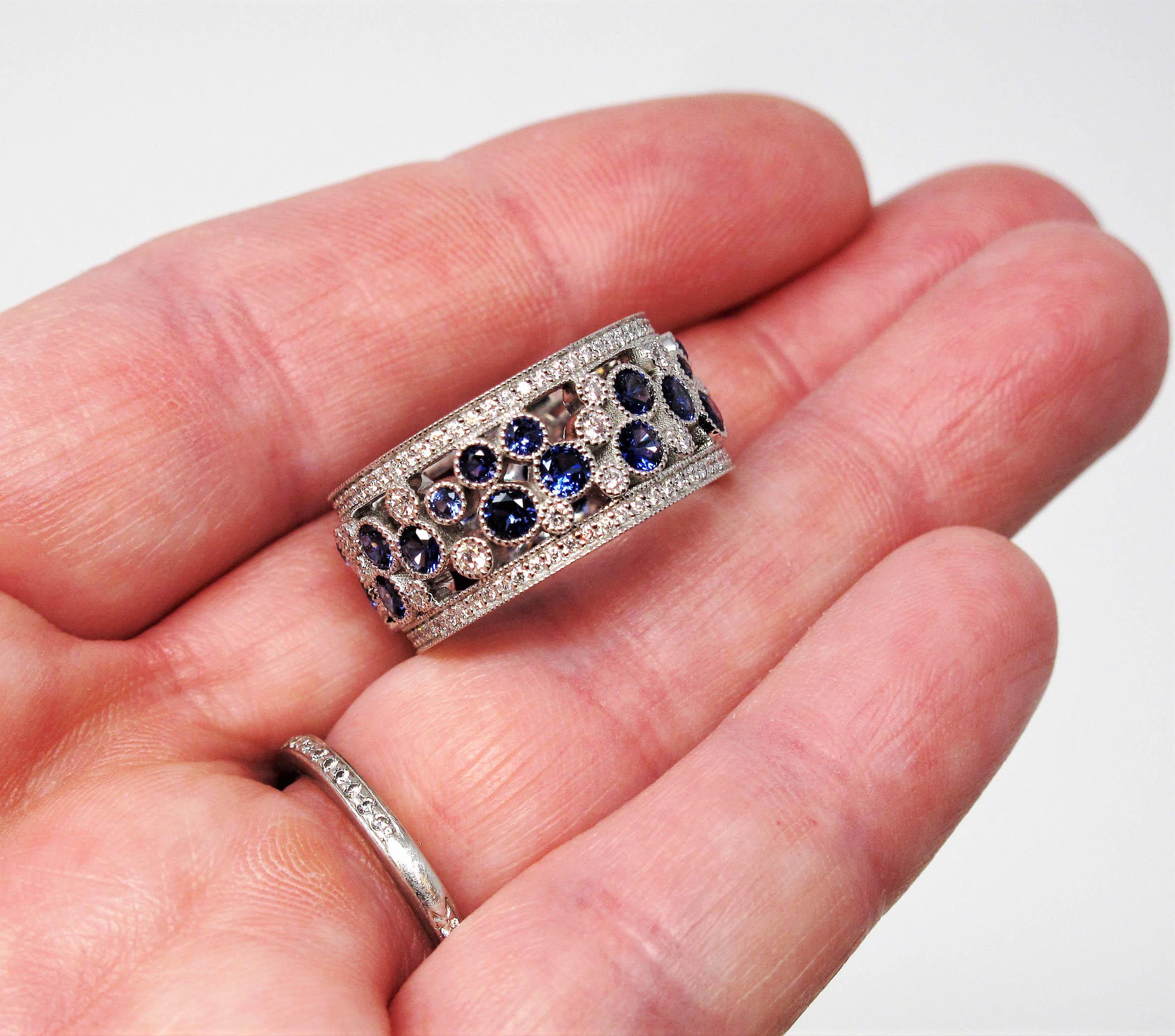 Contemporary Tiffany & Co. Sapphire and Diamond Cobblestone Band Ring in Platinum