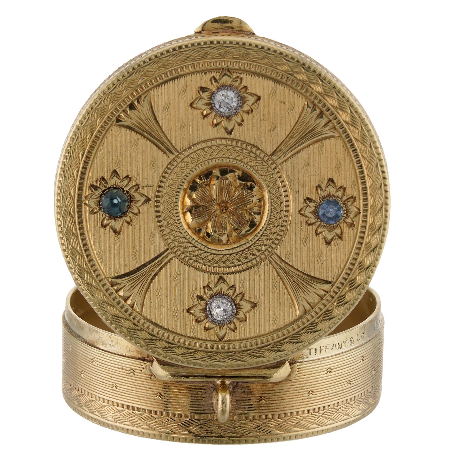 Round Cut TIFFANY & CO Sapphire Diamond 14k Yellow Gold Filigree 1940s Pill Box For Sale