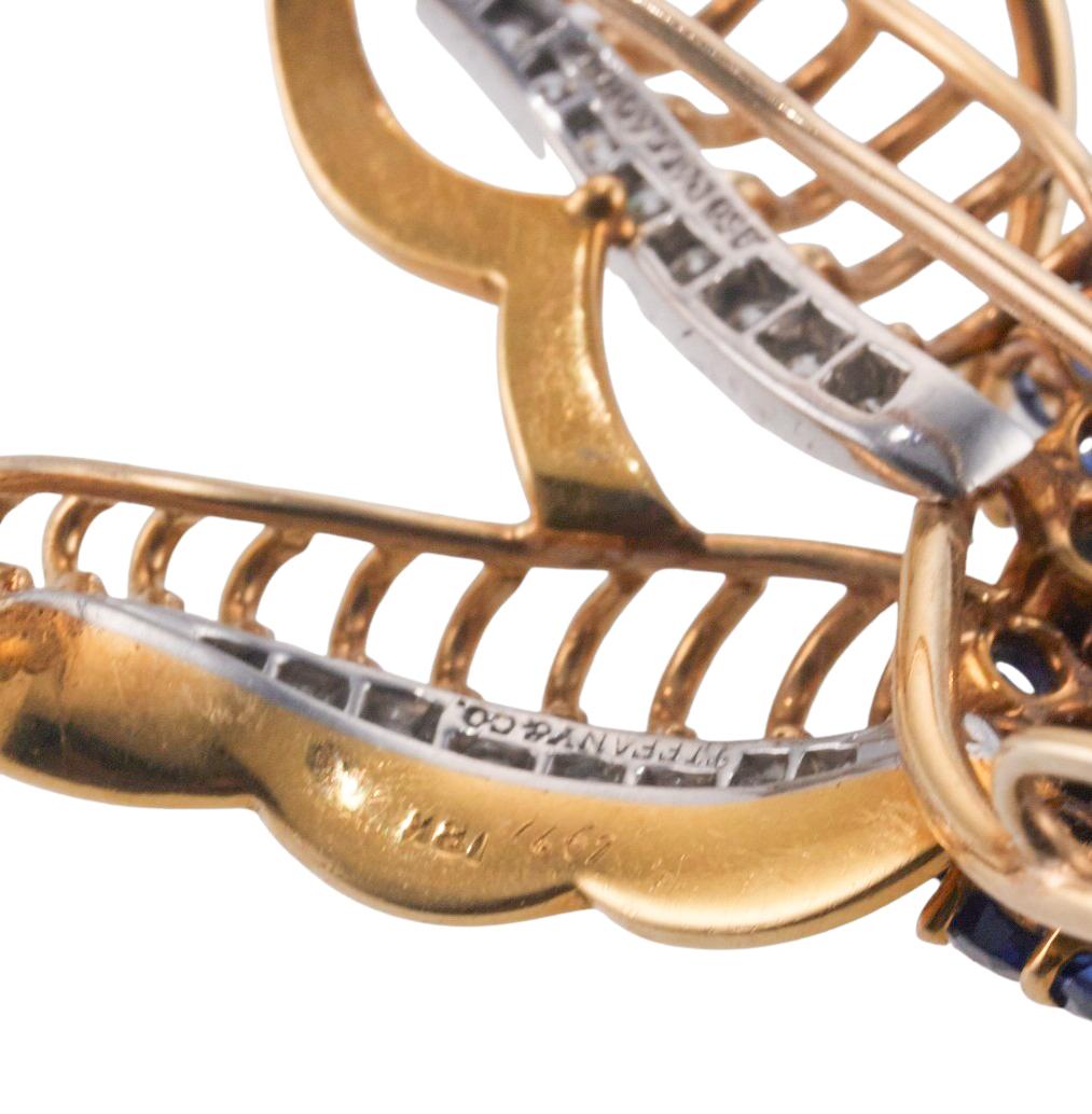 Tiffany & Co Broche en or et platine avec saphirs et diamants  en vente 1