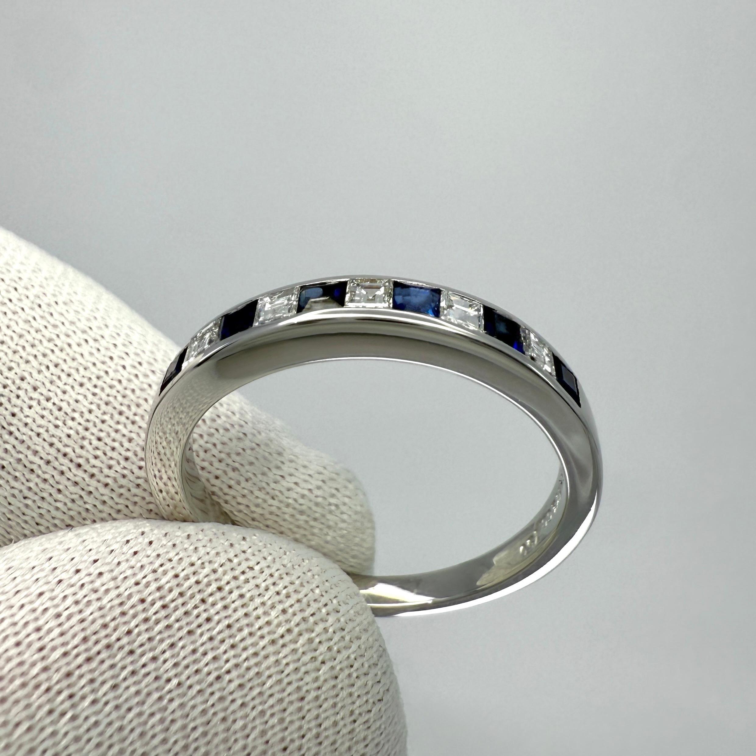 Tiffany & Co. Anello a fascia per l'eternità in oro bianco 18 carati con zaffiro e diamante Square Princess In condizioni ottime in vendita a Birmingham, GB