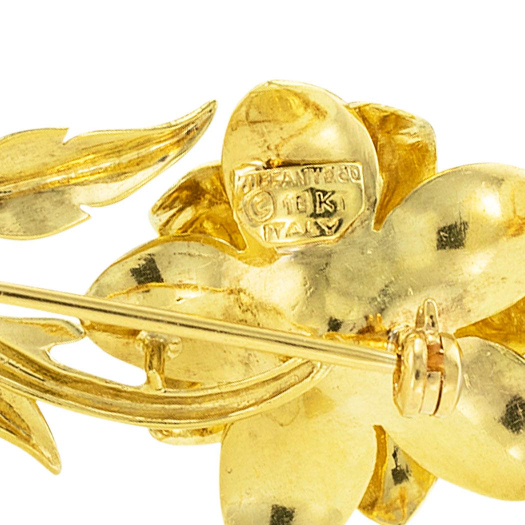 Women's or Men's Tiffany & Co Sapphire Gold Flower Brooch